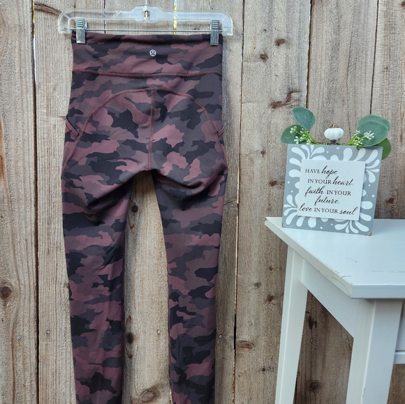 Lululemon Invigorate High Rise Crop 23" Heritage 365 Camo Brown Earth Multi - Picture 6 of 8